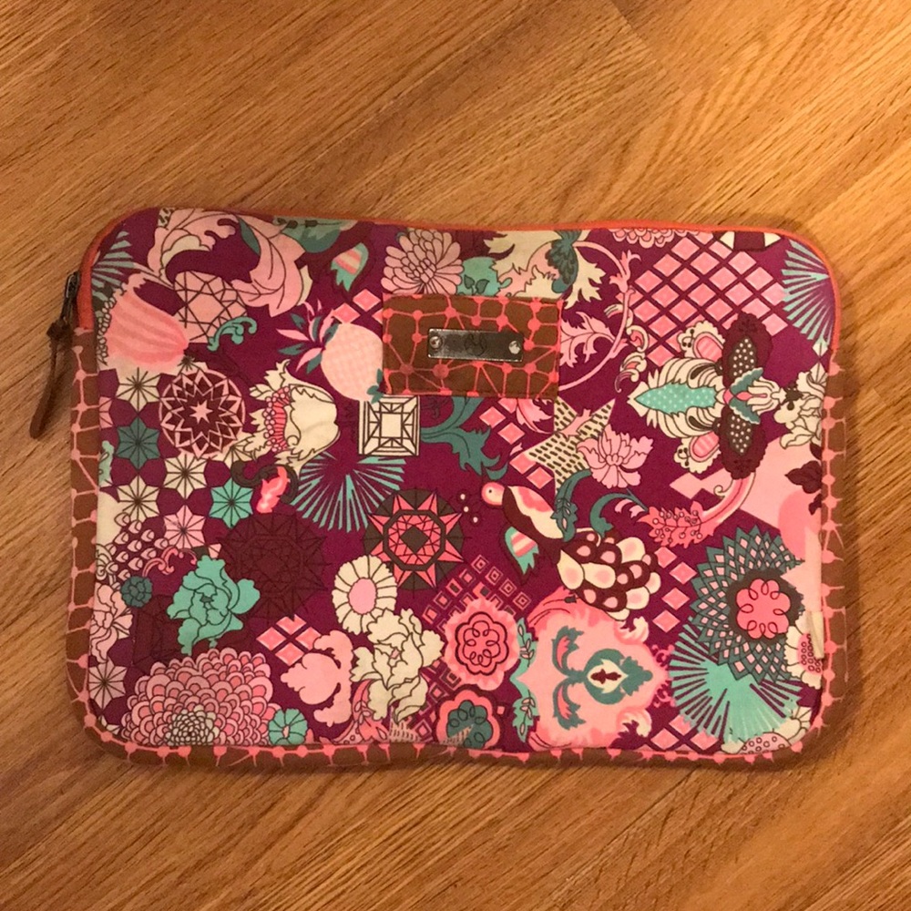 Maaji laptop sleeve- 15" x 11"